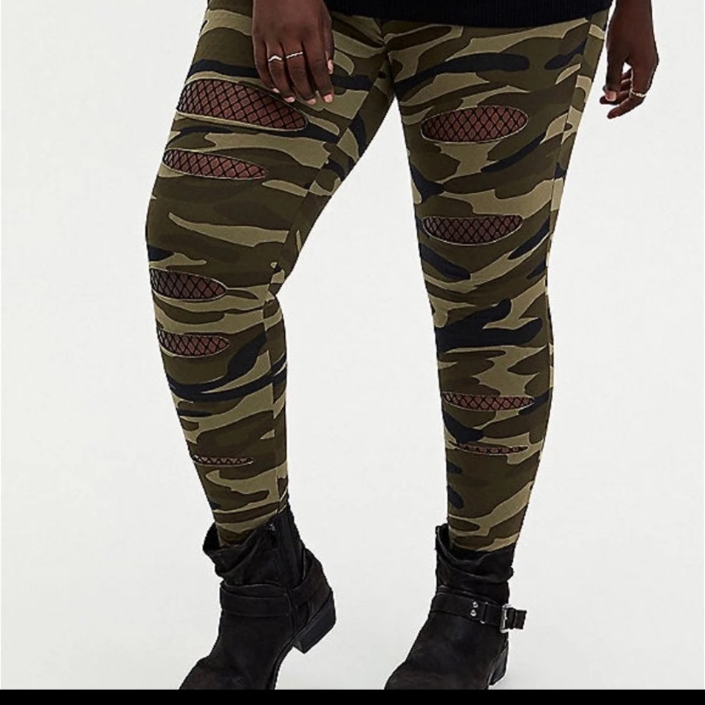 Torrid Fishnet Camo Leggings size 2